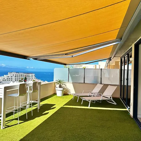 Blue Horizon Apartment